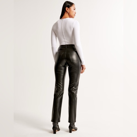 Abercrombie Mixed Fabric Ultra High Rise Ankle Straight Jean - Picture 2 of 10